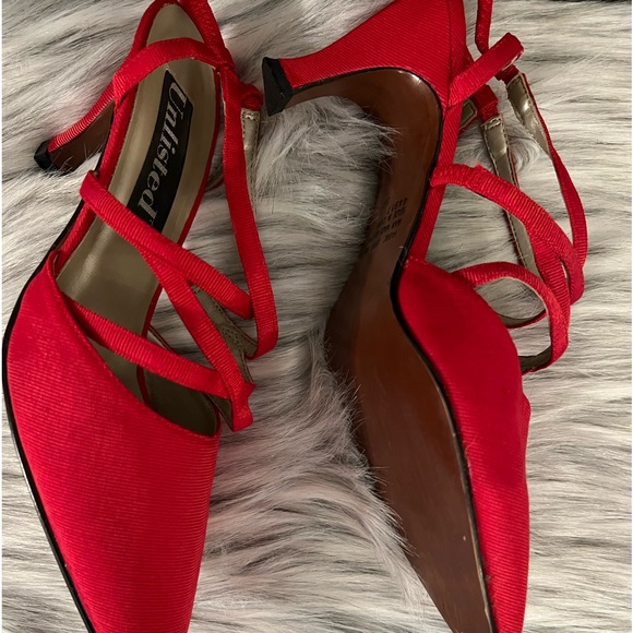 🎁 Unlisted Ladies Red Fabric Strappy Sling Back “Great For Your Holiday Parties” - Picture 4 of 9